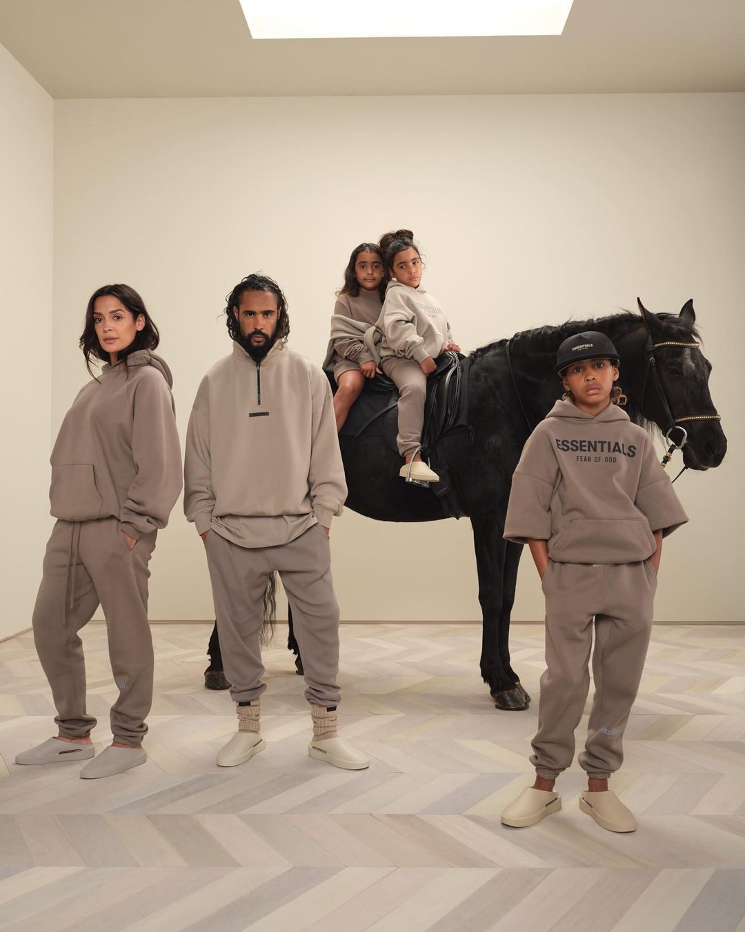 fear-of-god-essentials-21ss-collection-release-20210515-at-gr8