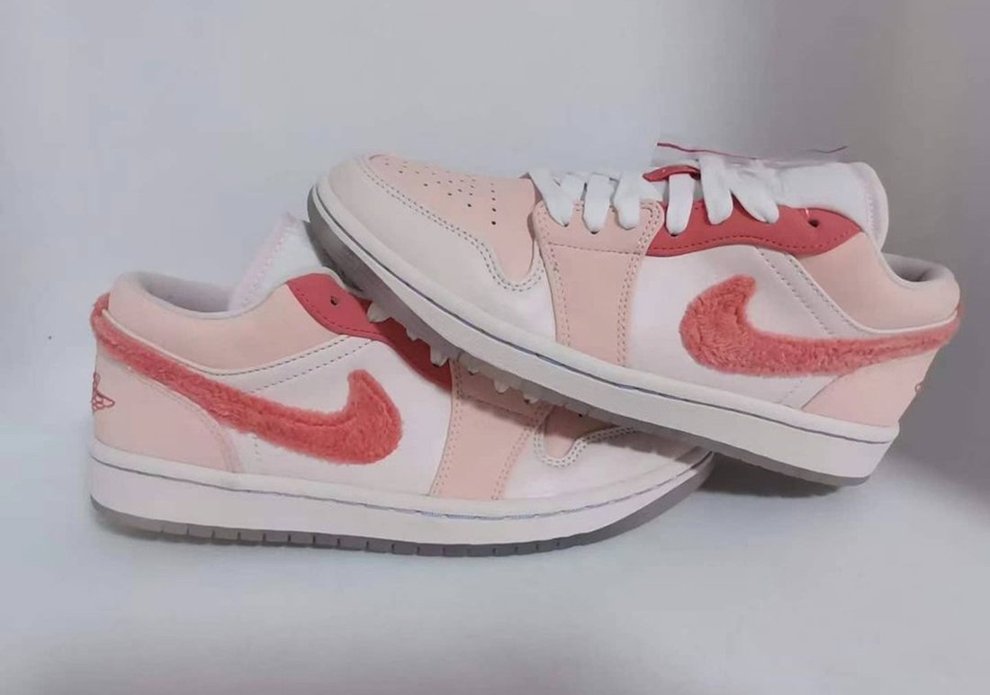 nike-air-jordan-1-low-nike-and-the-mighty-swooshers-release-2021