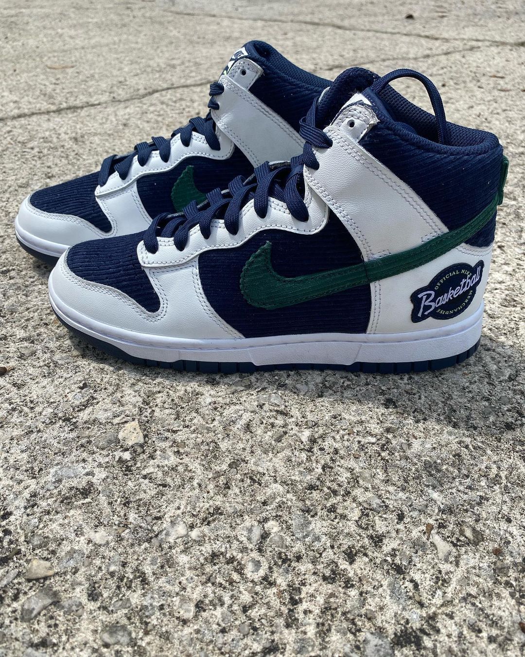 nike-dunk-high-official-basketball-dh0953-400-release-2021
