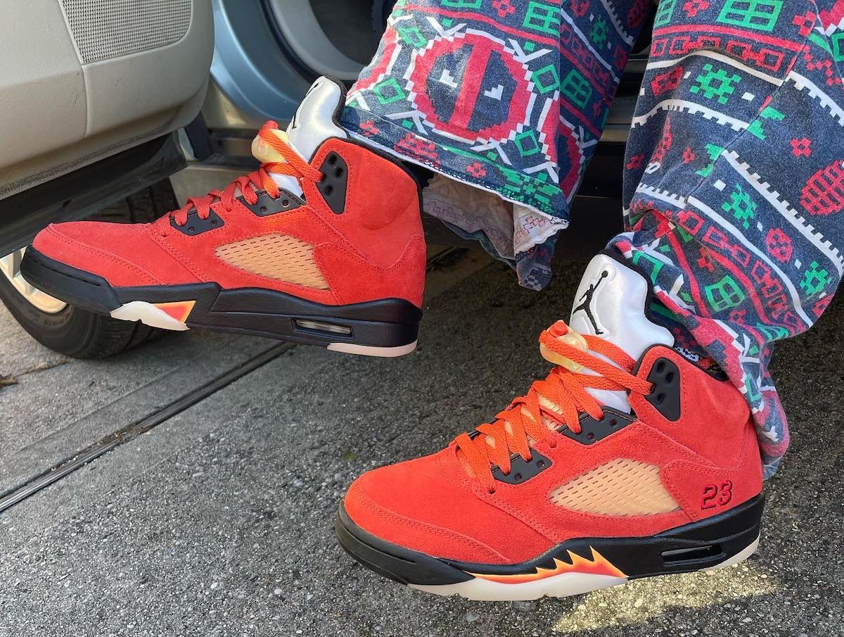 Nike Wmns Air Jordan 5 Retro “Dunk on Mars”が国内1月14日に発売予定 