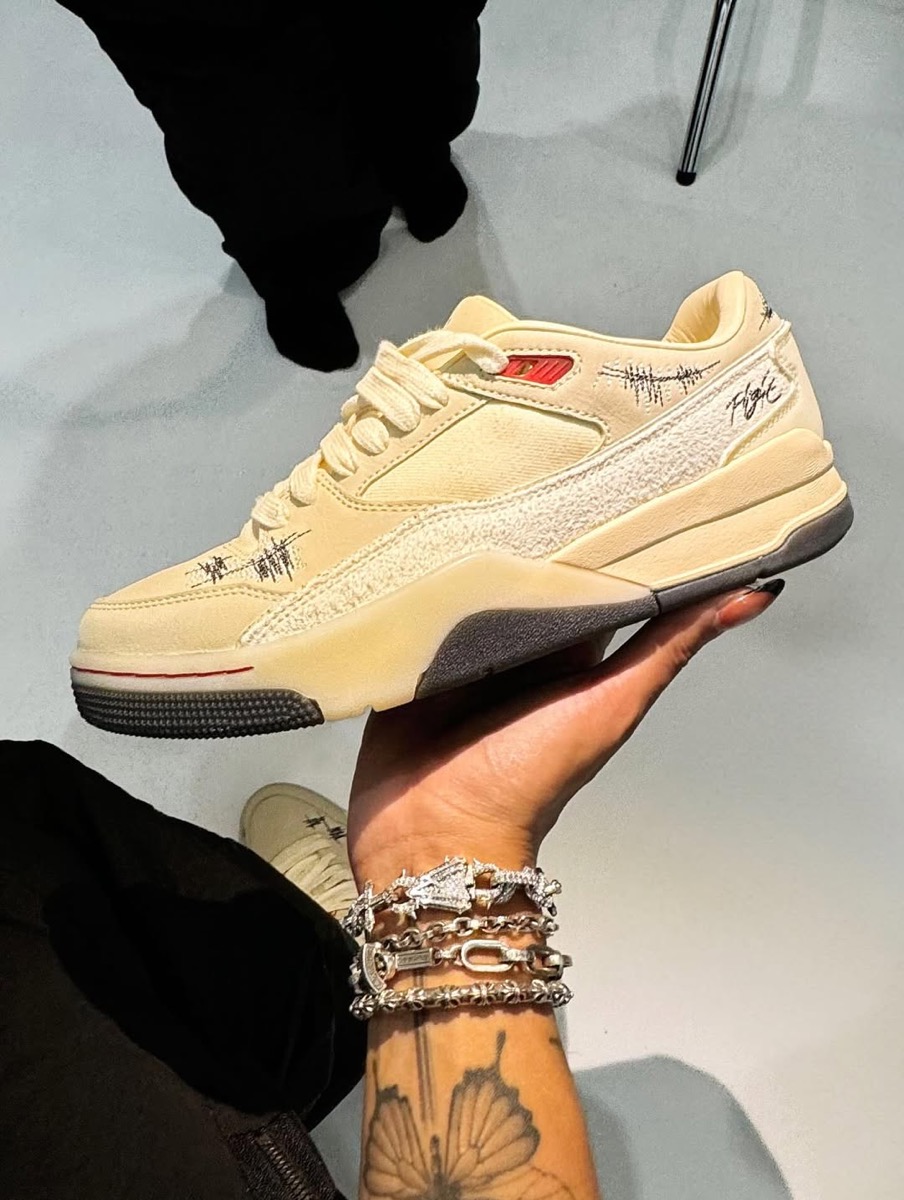 靴 WMNS Jordan \"Flight Court SP\" US7(24cm) WMNS+JORDAN+FLIGHT+COURT.png